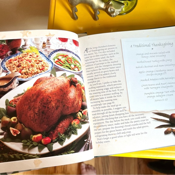 Set of Two 90s Cookbooks HOLIDAY ENTERTAINING  Williams Sonoma Kitchen Library - Picture 8 of 11